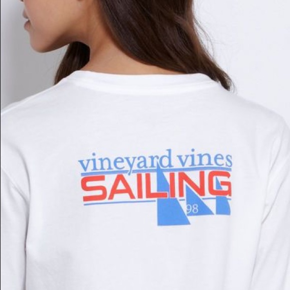 Vineyard vines tee